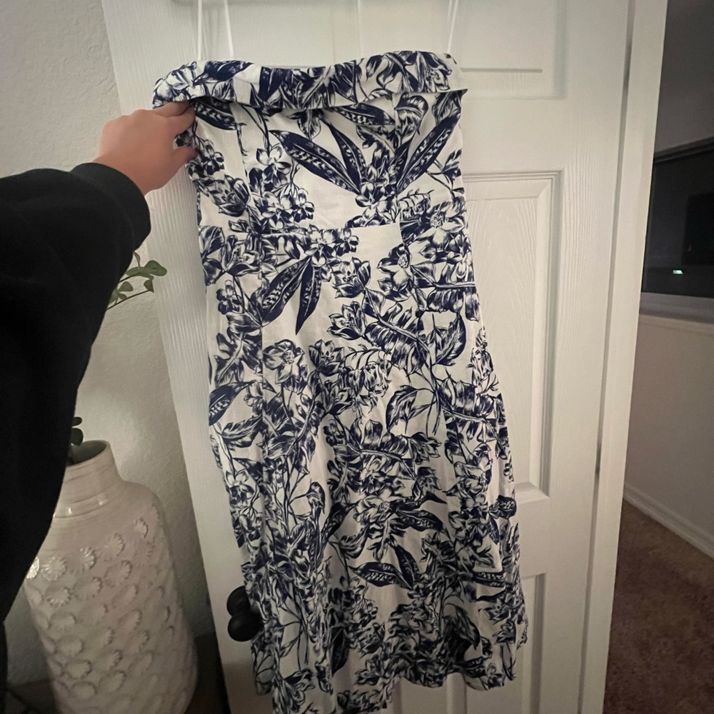 ABERCROMBIE & FITCH | Strapless Linen-Blend Midi Dress